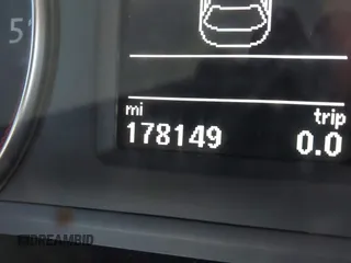 2014 Volkswagen Passat TDI SE w/Sunroof with VIN 1VWBN7A32EC016554, listed as a IAAI auction lot 41472156 with 178,149 mi miles. Bid and sale history available at carsss.com. Image 15.