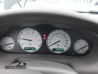 2004 Chrysler 300M M z VIN 2C3HE66G94H686024, wystawiony jako IAAI lot #42174229 z przebiegiem 150 628 mil mil oraz . Historia ofert i sprzedaży dostępna na DreamBid. Obrazek 7.