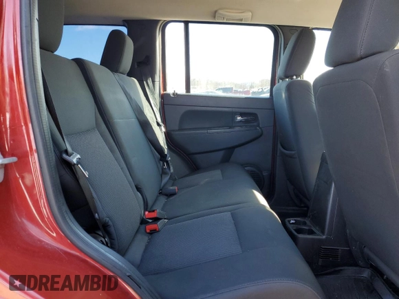 2009 Jeep Liberty Sport with VIN 1J8GN28K19W533009, listed as a Copart auction lot 45673195 with 249,878 mi miles and Salvage Title. Bid and sale history available at DreamBid. Image 11.