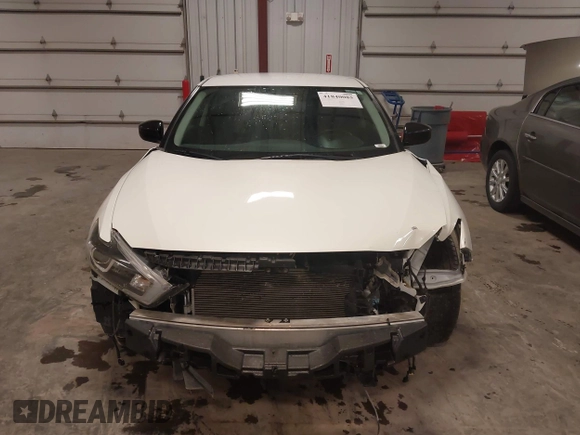 2016 Nissan Maxima SV with VIN 1N4AA6AP4GC418589, listed as a IAAI auction lot 41840085 with 115,842 mi miles and . Bid and sale history available at DreamBid. Image 13.