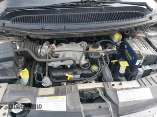2002 Chrysler Town & Country EX with VIN 2C8GP74L62R524896, listed as a IAAI auction lot 41651240 with 128,983 mi miles and . Bid and sale history available at carsss.com. Image 10.
