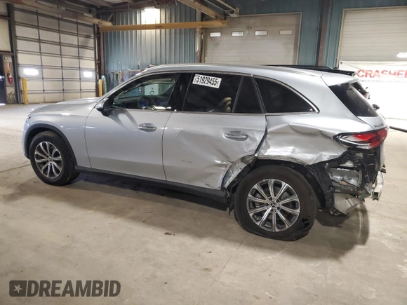 2025 Mercedes-Benz GLC 300 z VIN W1NKM4HB7SF261399, wystawiony jako Copart lot #51929455 z przebiegiem 4 788 mil mil oraz Szkoda całkowita • Salvage title. Historia ofert i sprzedaży dostępna na DreamBid. Obrazek 2.