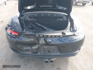 2017 Porsche 718 Boxster with VIN WP0CA2A82HS221268, listed as a IAAI auction lot 41160289 with 70,608 mi miles. Bid and sale history available at carsss.com. Image 10.