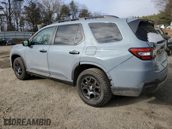 2024 Honda Pilot TrailSport with VIN 5FNYG1H69RB046728, listed as a Copart auction lot 85049344 with 8,573 mi miles and Salvage Title. Bid and sale history available at carsss.com. Image 2.