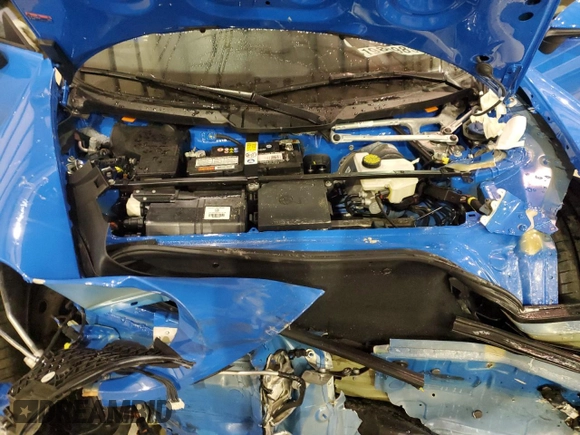 2024 Porsche 911 Carrera S with VIN WP0CB2A94RS245398, listed as a Copart auction lot 41980985 with 3,674 mi miles and Salvage Title. Bid and sale history available at carsss.com. Image 11.