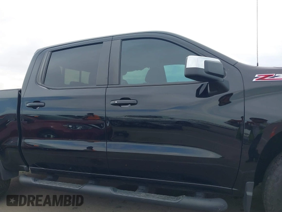 2022 Chevrolet Silverado 1500 LT with VIN 1GCUDDED6NZ528279, listed as a IAAI auction lot 41824524 with 40,821 mi miles and . Bid and sale history available at DreamBid. Image 13.