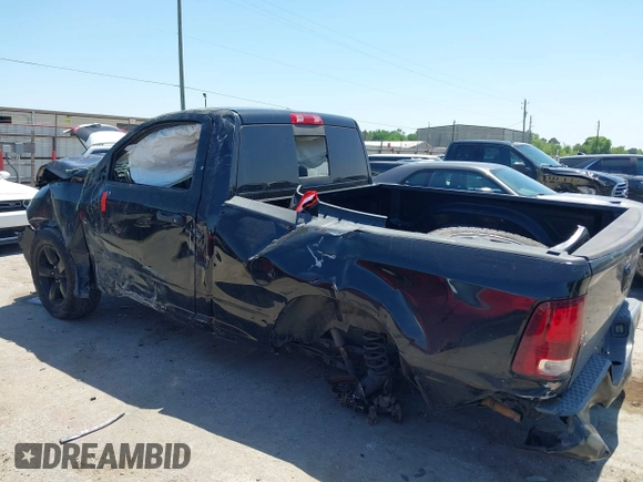 2015 Ram 1500 Tradesman z VIN 3C6JR6AT2FG563942, wystawiony jako IAAI lot #41984985 z przebiegiem 111 814 mil mil oraz . Historia ofert i sprzedaży dostępna na DreamBid. Obrazek 3.