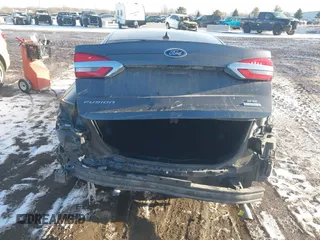 2020 Ford Fusion SE with VIN 3FA6P0HD7LR109496, listed as a IAAI auction lot 41546160 with 42,938 mi miles. Bid and sale history available at carsss.com. Image 6.