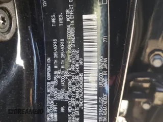 2016 Toyota Land Cruiser z VIN JTMCY7AJ9G4040845, wystawiony jako Copart lot #41391163 z przebiegiem 87 293 mil mil oraz . Historia ofert i sprzedaży dostępna na DreamBid. Obrazek 14.