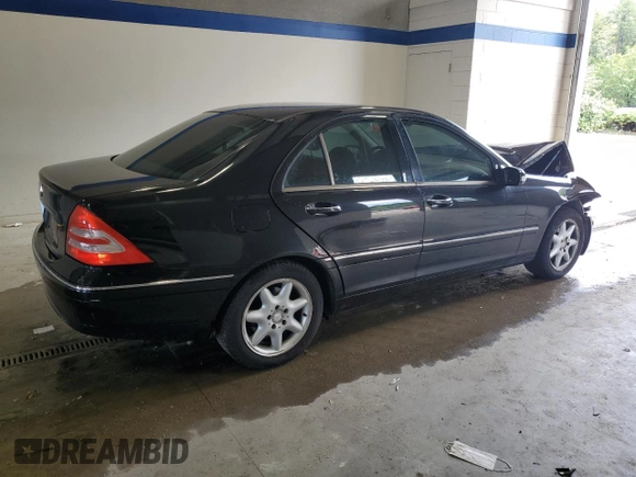 2003 Mercedes-Benz C 240 with VIN WDBRF61J73A521486, listed as a Copart auction lot 63702025 with Not provided miles and Salvage title. Bid and sale history available at DreamBid. Image 3.