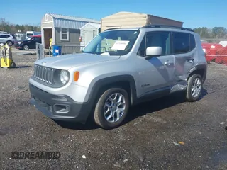 2015 Jeep Renegade Latitude with VIN ZACCJABT1FPB80079, listed as a IAAI auction lot 41768086 with 125,467 mi miles. Bid and sale history available at carsss.com. Image 17.