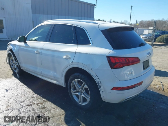 2019 Audi Q5 Premium with VIN WA1ANAFY6K2110626, listed as a IAAI auction lot 41270717 with 112,084 mi miles. Bid and sale history available at carsss.com. Image 3.