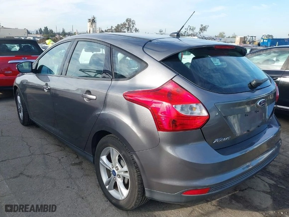2014 Ford Focus SE with VIN 1FADP3K23EL264404, listed as a IAAI auction lot 41802792 with 95,253 mi miles. Bid and sale history available at carsss.com. Image 3.