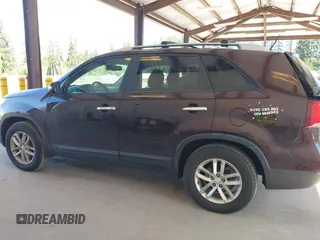 2014 Kia Sorento LX with VIN 5XYKT4A61EG435606, listed as a IAAI auction lot 42075423 with 112,474 mi miles and . Bid and sale history available at DreamBid. Image 14.