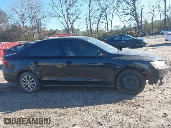2012 Volkswagen Jetta SE с VIN 3VWDX7AJXCM105012, выставлен на аукционе IAAI как лот 41654667 с пробегом 221 128 миль миль и . История ставок и продаж доступна на DreamBid. Изображение 13.