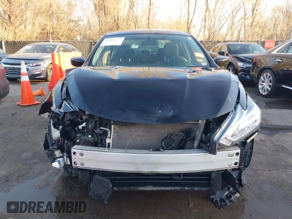 2018 Nissan Altima 2.5 S with VIN 1N4AL3AP9JC473345, listed as a IAAI auction lot 41803135 with 92,173 mi miles. Bid and sale history available at carsss.com. Image 12.