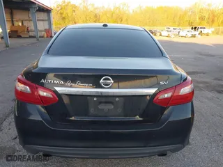 2018 Nissan Altima 2.5 SV with VIN 1N4AL3AP2JC103600, listed as a IAAI auction lot 41833390 with 276,014 mi miles. Bid and sale history available at carsss.com. Image 16.