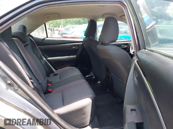 2018 Toyota Corolla L с VIN 5YFBURHE9JP843252, выставлен на аукционе IAAI как лот 42227460 с пробегом 33 576 миль миль и . История ставок и продаж доступна на DreamBid. Изображение 8.