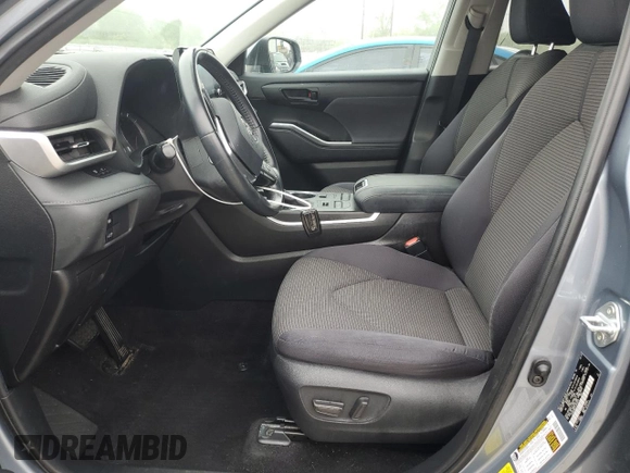 2020 Toyota Highlander LE with VIN 5TDBZRBH7LS016753, listed as a Copart auction lot 53721675 with 73,940 mi miles and Salvage title. Bid and sale history available at DreamBid. Image 7.