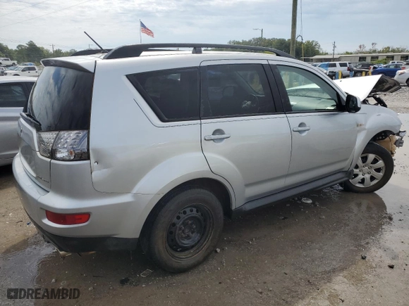 2011 Mitsubishi Outlander ES with VIN JA4AS2AWXBU024762, listed as a Copart auction lot 70789584 with 145,203 mi miles and Salvage Title. Bid and sale history available at carsss.com. Image 3.
