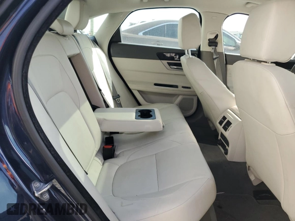 2016 Jaguar XF 35t Premium with VIN SAJBD4BV1GCY14567, listed as a Copart auction lot 53834425 with 109,227 mi miles and Non Repairable. Bid and sale history available at DreamBid. Image 10.