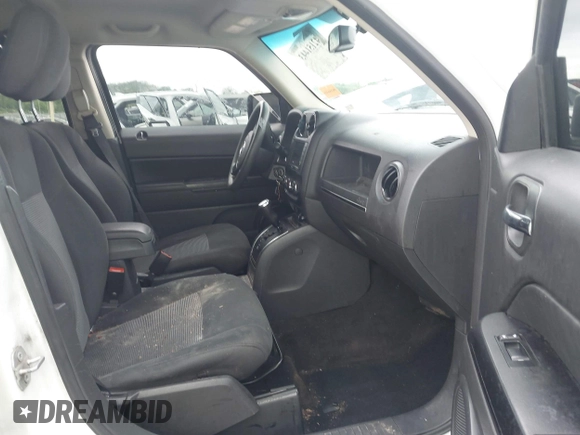 2016 Jeep Patriot Sport с VIN 1C4NJPBB5GD536617, выставлен на аукционе IAAI как лот 42151443 с пробегом 218 608 миль миль и . История ставок и продаж доступна на DreamBid. Изображение 5.