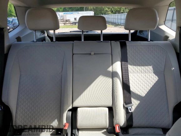 2018 Volkswagen Tiguan S с VIN 3VV0B7AXXJM122461, выставлен на аукционе Copart как лот 56054285 с пробегом 77 176 миль миль и Списание • Salvage title. История ставок и продаж доступна на DreamBid. Изображение 10.