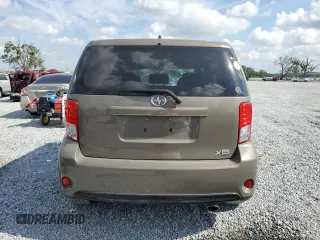 2014 Scion xB z VIN JTLZE4FE5EJ061689, wystawiony jako Copart lot #55420885 z przebiegiem 96 970 mil mil oraz Szkoda całkowita • Salvage title. Historia ofert i sprzedaży dostępna na DreamBid. Obrazek 6.