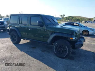 2021 Jeep Wrangler Unlimited 80th Anniversary with VIN 1C4HJXDN6MW685090, listed as a IAAI auction lot 41816088 with 31,546 mi miles and . Bid and sale history available at DreamBid. Image 1.