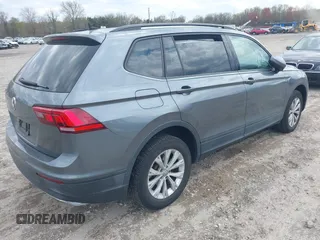 2020 Volkswagen Tiguan S z VIN 3VV1B7AX3LM103449, wystawiony jako IAAI lot #42044171 z przebiegiem 45 195 mil mil oraz . Historia ofert i sprzedaży dostępna na DreamBid. Obrazek 4.