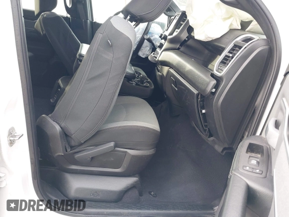 2022 Ram 2500 Big Horn with VIN 3C6UR5DL0NG103812, listed as a IAAI auction lot 41497556 with 110,303 mi miles and . Bid and sale history available at DreamBid. Image 5.