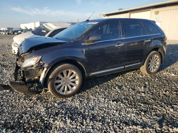 2013 Lincoln MKX z VIN 2LMDJ6JK7DBL43751, wystawiony jako Copart lot #50686865 z przebiegiem 98 978 mil mil oraz Szkoda całkowita • Salvage title. Historia ofert i sprzedaży dostępna na DreamBid. Obrazek 1.