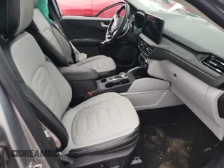 2023 Ford Escape with VIN 1FMCU0JZ0PUB24427, listed as a Copart auction lot 42050144 with 5,588 mi miles and . Bid and sale history available at DreamBid. Image 7.