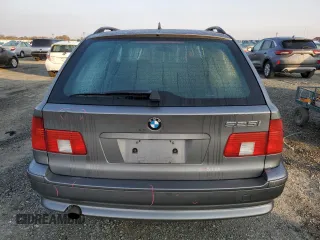 2002 BMW 5 Series 525iAT with VIN WBADS434X2GE10428, listed as a Copart auction lot 83689954 with 183,737 mi miles and Salvage Title. Bid and sale history available at carsss.com. Image 6.