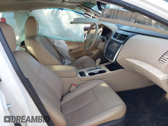2016 Nissan Altima SR with VIN 1N4AL3AP8GC169495, listed as a IAAI auction lot 41792151 with 131,918 mi miles and . Bid and sale history available at carsss.com. Image 5.