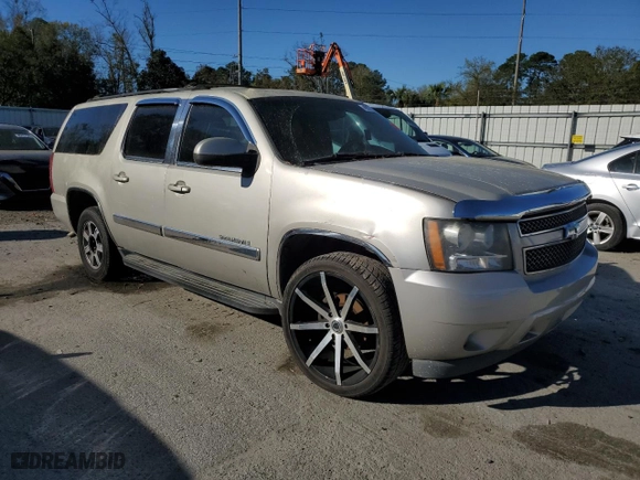 2007 Chevrolet Suburban LTZ with VIN 3GNFC16097G248582, listed as a Copart auction lot 49572645 with 205,613 mi miles and Non Repairable. Bid and sale history available at carsss.com. Image 4.