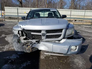 2011 Ram Dakota Bighorn/Lonestar with VIN 1D7RW3BP9BS533110, listed as a Copart auction lot 42322155 with 183,951 mi miles and Salvage Title. Bid and sale history available at carsss.com. Image 5.