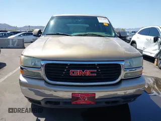 2001 GMC Yukon SLT with VIN 1GKEC13T71J113257, listed as a IAAI auction lot 41975910 with 195,509 mi miles. Bid and sale history available at carsss.com. Image 12.