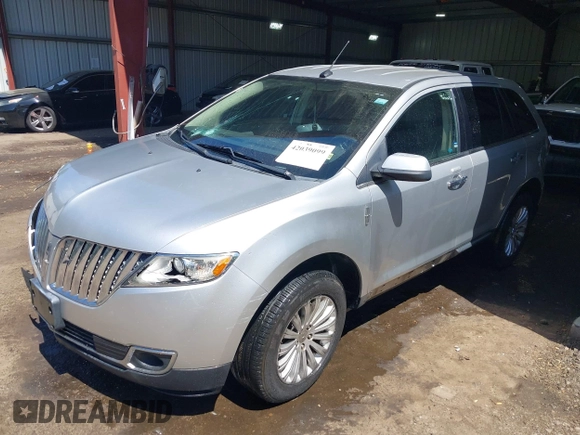 2012 Lincoln MKX with VIN 2LMDJ6JK8CBL03189, listed as a IAAI auction lot 42039099 with 202,689 mi miles. Bid and sale history available at carsss.com. Image 17.