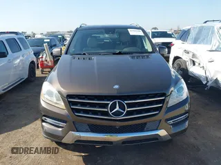 2015 Mercedes-Benz M 350 with VIN 4JGDA5JB3FA488791, listed as a IAAI auction lot 41968288 with 118,825 mi miles and . Bid and sale history available at DreamBid. Image 12.
