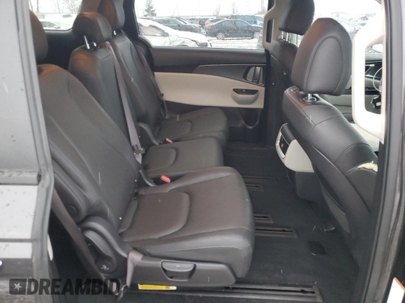 2024 Kia Carnival LX with VIN KNDNB4H3XR6434488, listed as a Copart auction lot 82877154 with 12,335 mi miles and Non Repairable. Bid and sale history available at carsss.com. Image 11.