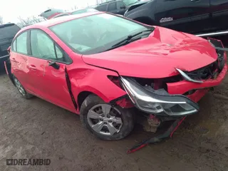 2016 Chevrolet Cruze LS with VIN 1G1BC5SM0G7233352, listed as a IAAI auction lot 35571561 with 1 mi miles. Bid and sale history available at carsss.com. Image 1.