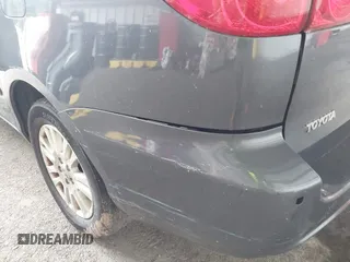 2010 Toyota Sienna XLE with VIN 5TDDK4CC5AS030134, listed as a IAAI auction lot 42522402 with 307,273 mi miles and . Bid and sale history available at DreamBid. Image 6.