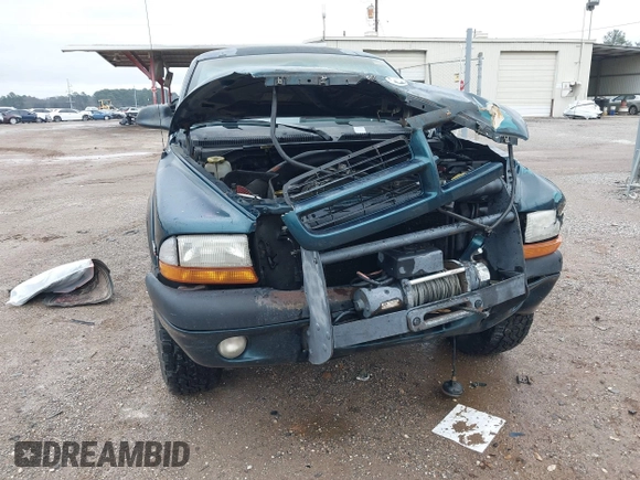1998 Dodge Dakota SLT with VIN 1B7GG22Y9WS723805, listed as a IAAI auction lot 41289779 with 234,324 mi miles. Bid and sale history available at carsss.com. Image 6.