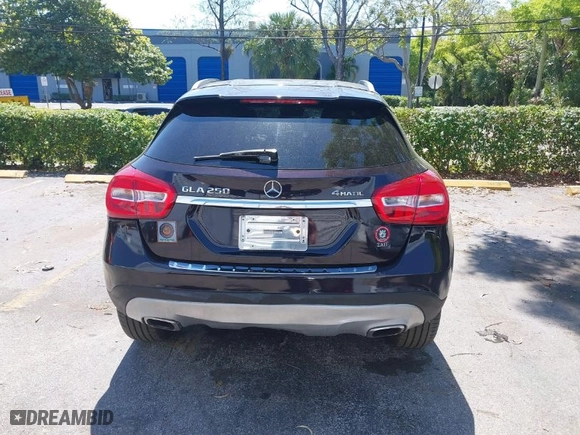 2015 Mercedes-Benz GLA-Class GLA 250 with VIN WDCTG4GB9FJ092729, listed as a IAAI auction lot 41791638 with NaN miles. Bid and sale history available at carsss.com. Image 16.