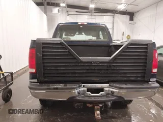 2002 Ford F-350 XL with VIN 1FTSX31F42EB82753, listed as a IAAI auction lot 42231353 with 229,223 mi miles and . Bid and sale history available at DreamBid. Image 16.