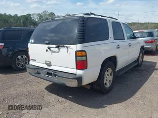 2006 Chevrolet Tahoe LT with VIN 1GNEC13Z76R135453, listed as a IAAI auction lot 41715278 with 213,472 mi miles. Bid and sale history available at carsss.com. Image 4.