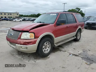 2005 Ford Expedition Eddie Bauer with VIN 1FMFU17585LA11013, listed as a Copart auction lot 55997105 with 156,530 mi miles and Salvage title. Bid and sale history available at DreamBid. Image 1.