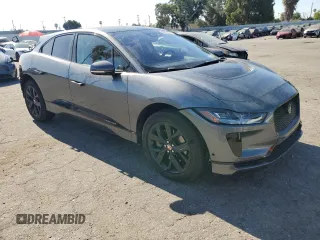 2020 Jaguar I-Pace SE z VIN SADHC2S18L1F87968, wystawiony jako Copart lot #66728514 z przebiegiem 63 267 mil mil oraz Szkoda całkowita • Salvage title. Historia ofert i sprzedaży dostępna na DreamBid. Obrazek 4.