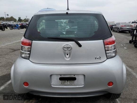 2012 Scion iQ с VIN JTNJJXB04CJ017482, выставлен на аукционе Copart как лот 54272985 с пробегом 93 635 миль миль и Списание • Salvage title. История ставок и продаж доступна на DreamBid. Изображение 6.